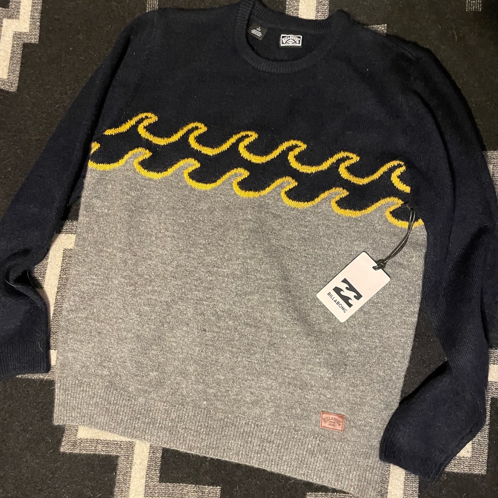 Billabong Mens Small Knitted Wave Sweatshirt NWT